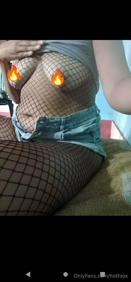 hotfoox model adult pics