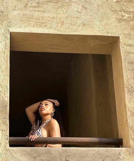 Jordyn Woods erotic star picture