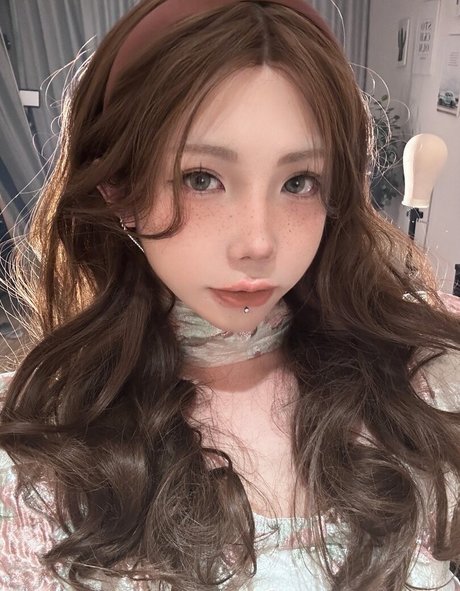 teen natural tits onlyfans erotic gallery