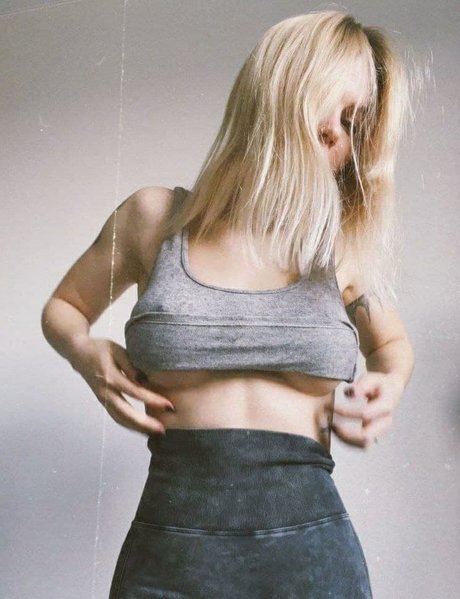 skinny asian onlyfans erotic pictures