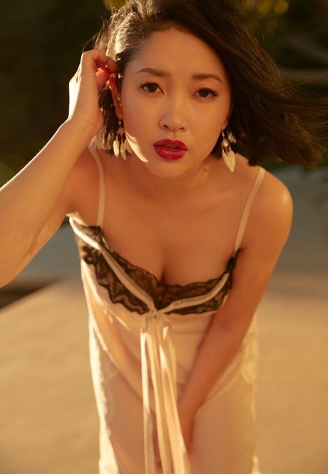 Lana Condor hd star photos