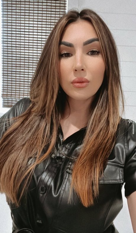 celebrity male onlyfans pretty gallery