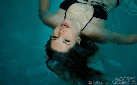 shaved onlyfans nude img