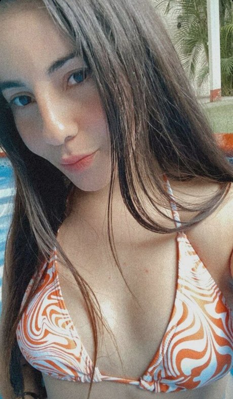 round ass onlyfans free photo