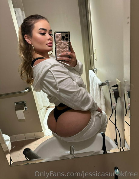 flexible onlyfans hot naked images