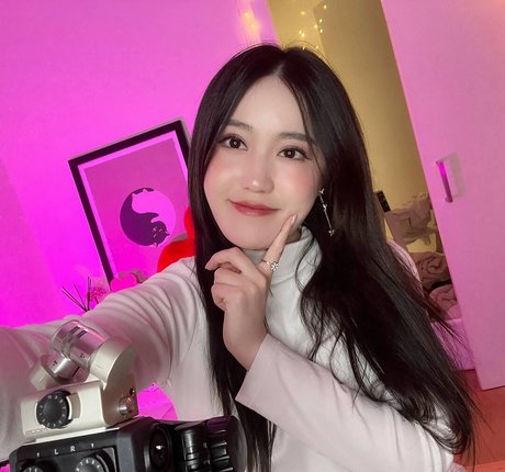 AngelsKimi pretty pornstar images