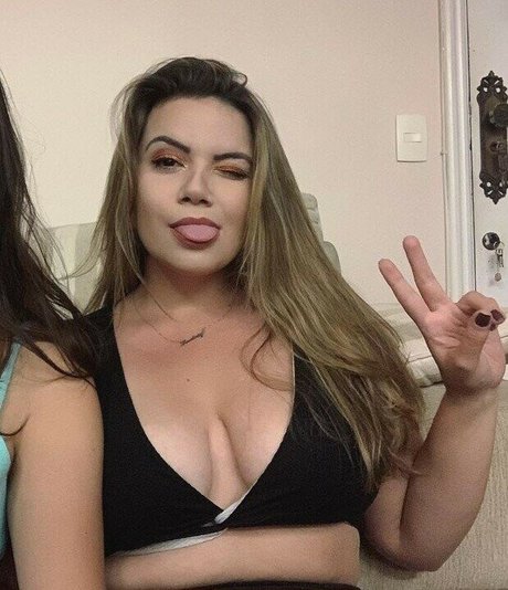 Paloma Tocci Best Profile Photo