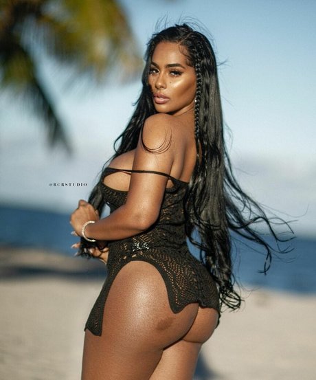 beautiful teen onlyfans art naked image