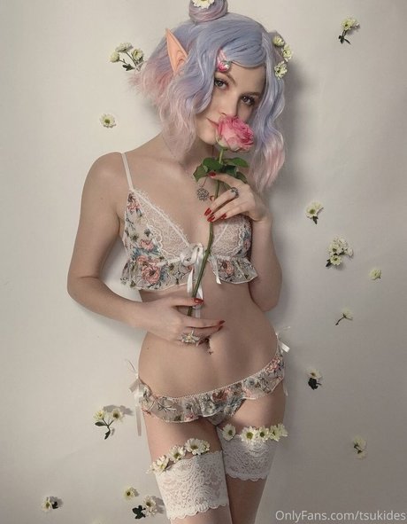 busty redhead onlyfans pornographic pics