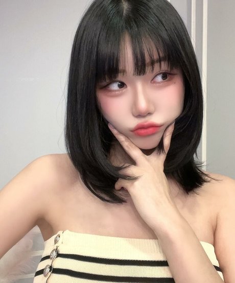 chicks with dicks onlyfans hot sexy gallery