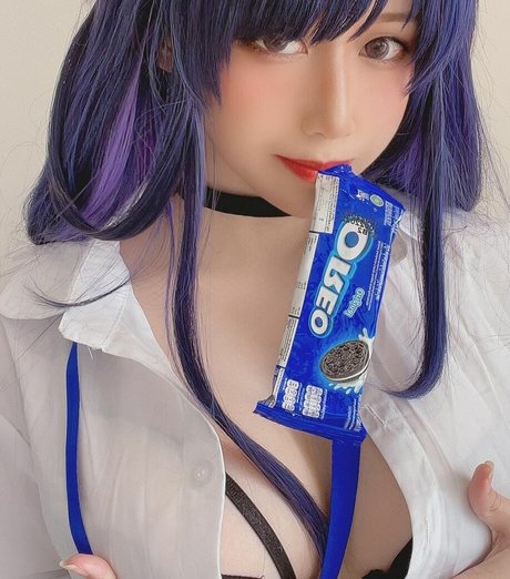 busty mom onlyfans hd pictures