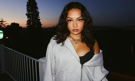 Avani Gregg sexy pornstar pictures