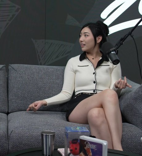 xChocobars nude actress pic