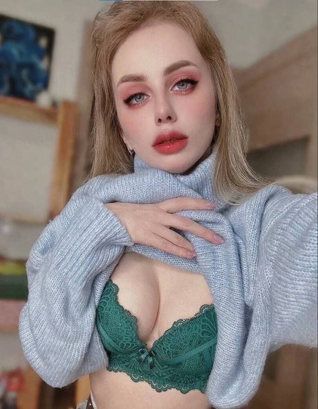 nerdy teen onlyfans art naked pic