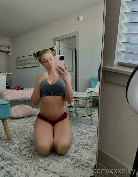 Riley Steele sex model image