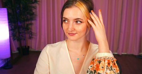 petite asian onlyfans beautiful nude pictures