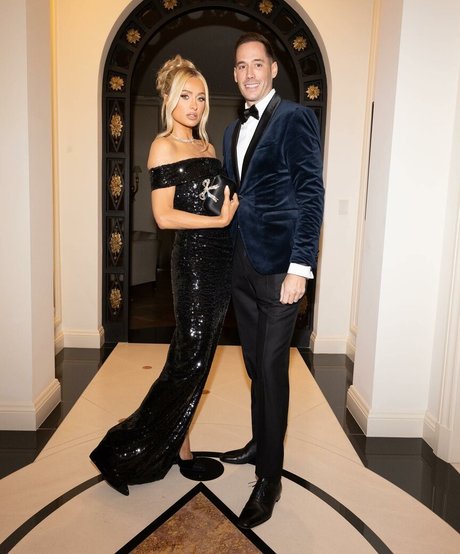 lesbian orgy onlyfans free naked img