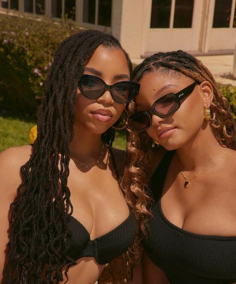 Halle Bailey star top archive