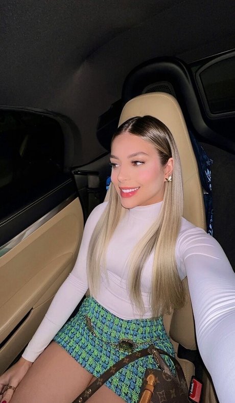 Carolina Paiva high quality star images