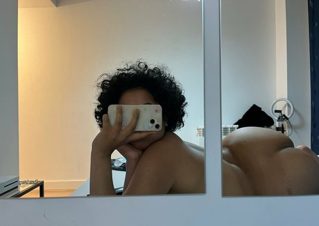 deliciussscurly star exclusive gallery