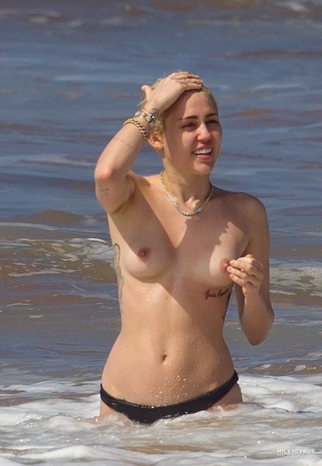 disabled onlyfans top pic