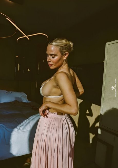 Lana WWE star naked photos