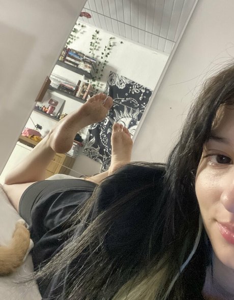 Mia Gamer beautiful star image