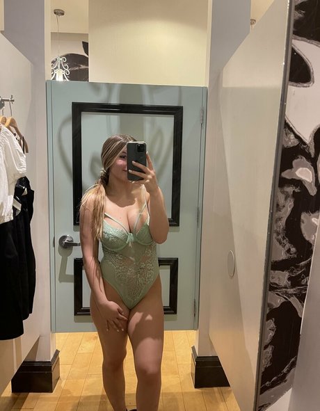 dripping wet pussy onlyfans beautiful nude images