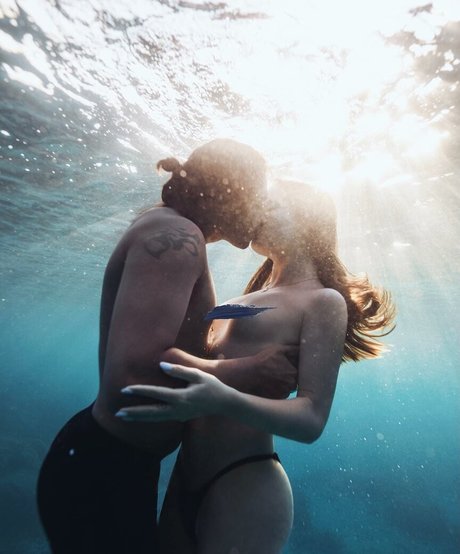 Sasha Spilberg star top photo