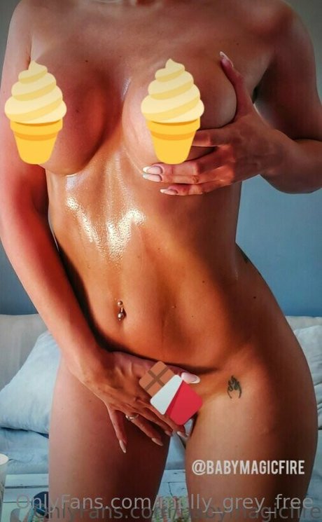 molly grey free model hot pictures