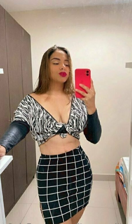 ojitosangelita model nude gallery