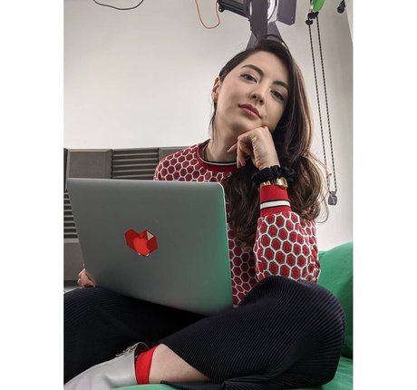 mom feet onlyfans free porn picture