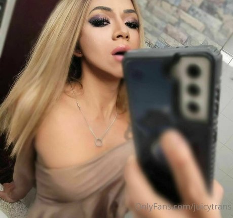 juicytrans pornographic actress archive