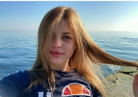 sandrateeny model hot galleries