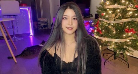 lily275 hot star pics