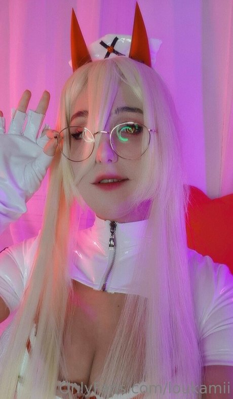 loukamii porn star img