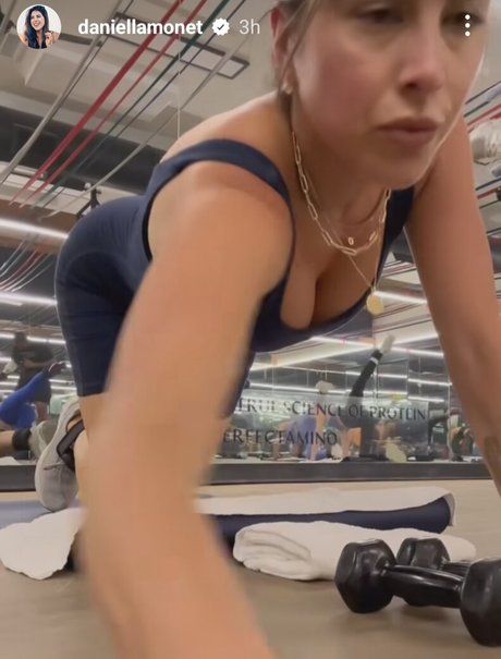 Daniella Monet hd actress image