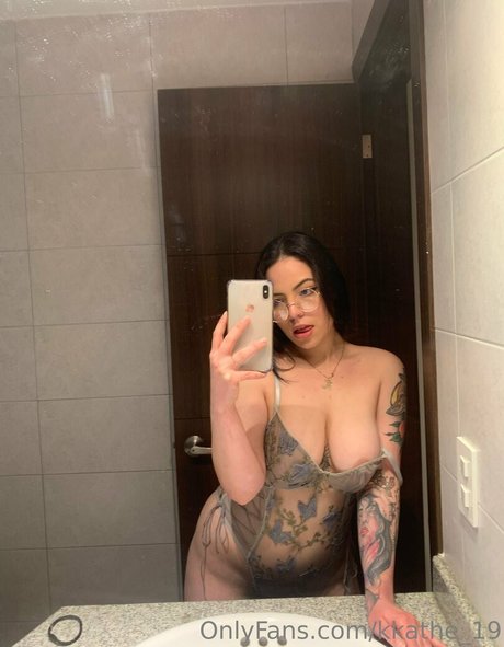 kathelove21 hot star image