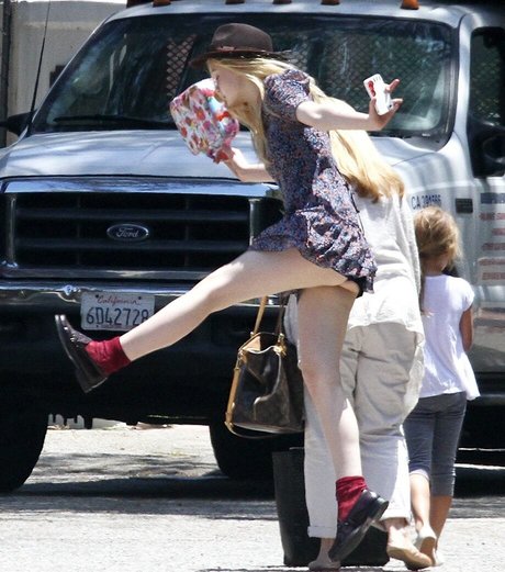 Elle Fanning high quality star pic