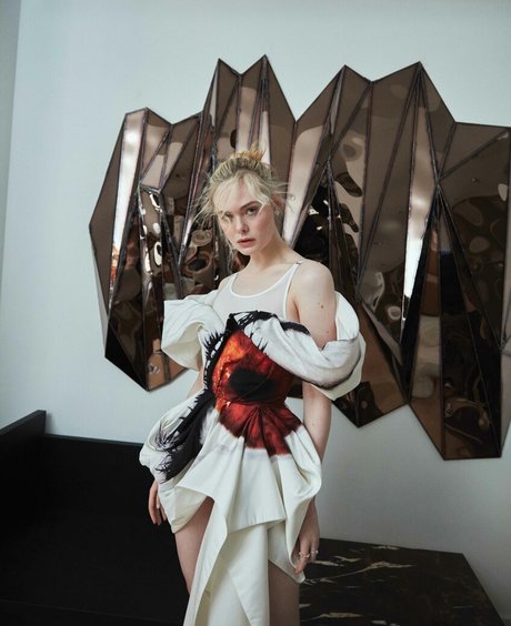 Elle Fanning Best Profile Photo