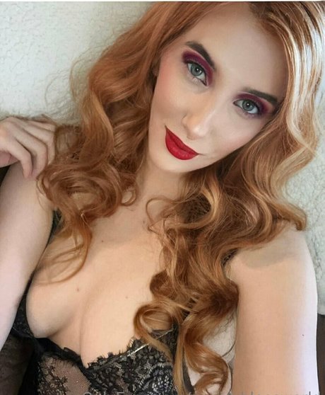 anniechloesworld pornstar nudes img