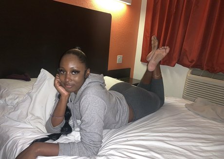 asian petite onlyfans sexy picture