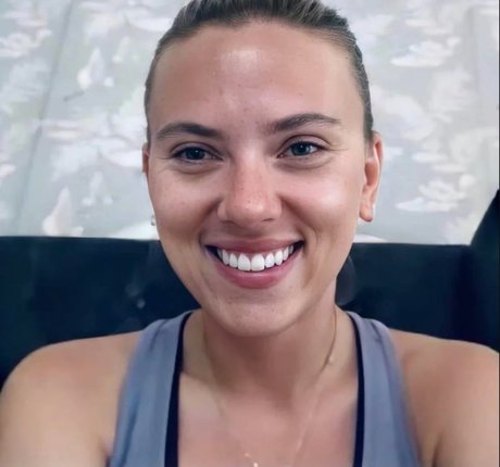 Scarlett Johansson hd pornstar photos