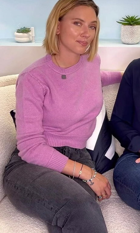 busty mom onlyfans beautiful naked images