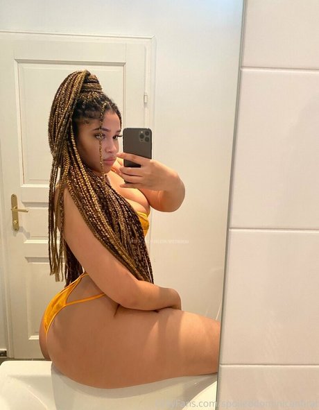 Spicy Morena model hd gallery