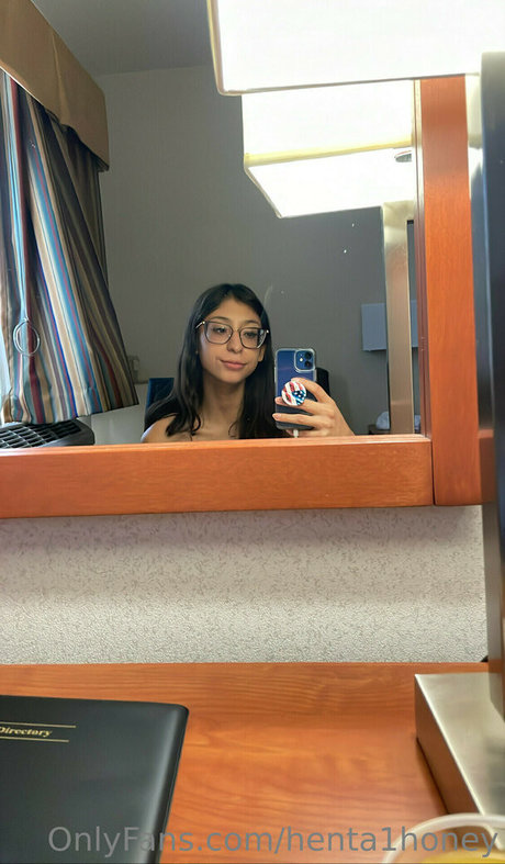 Sona Bella model free image