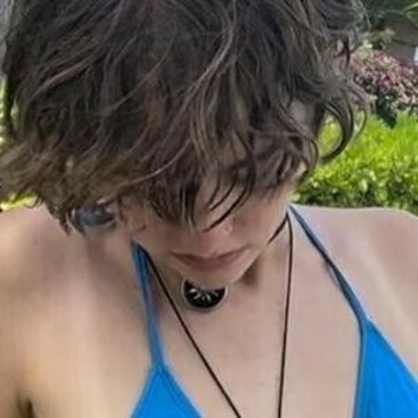 Hadley Nelson model hot gallery