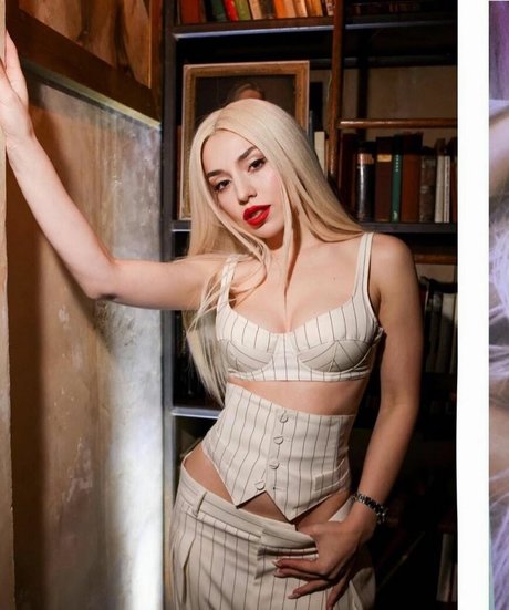 ponytail onlyfans nudes image