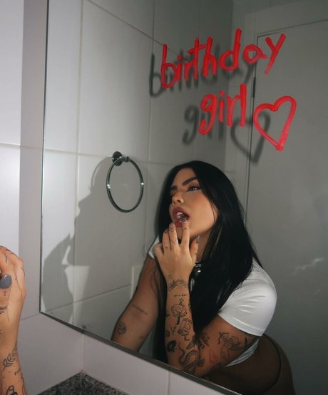 Duda Kropf star erotic images