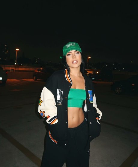 Duda Kropf naked star img